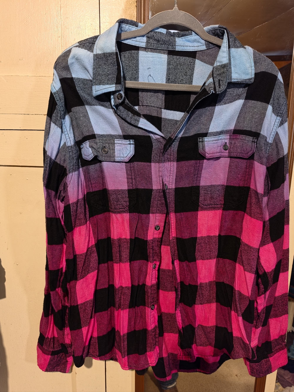 Women's Ombre Plaid Button-Up Shirt  - Pink, Black & Light Blue